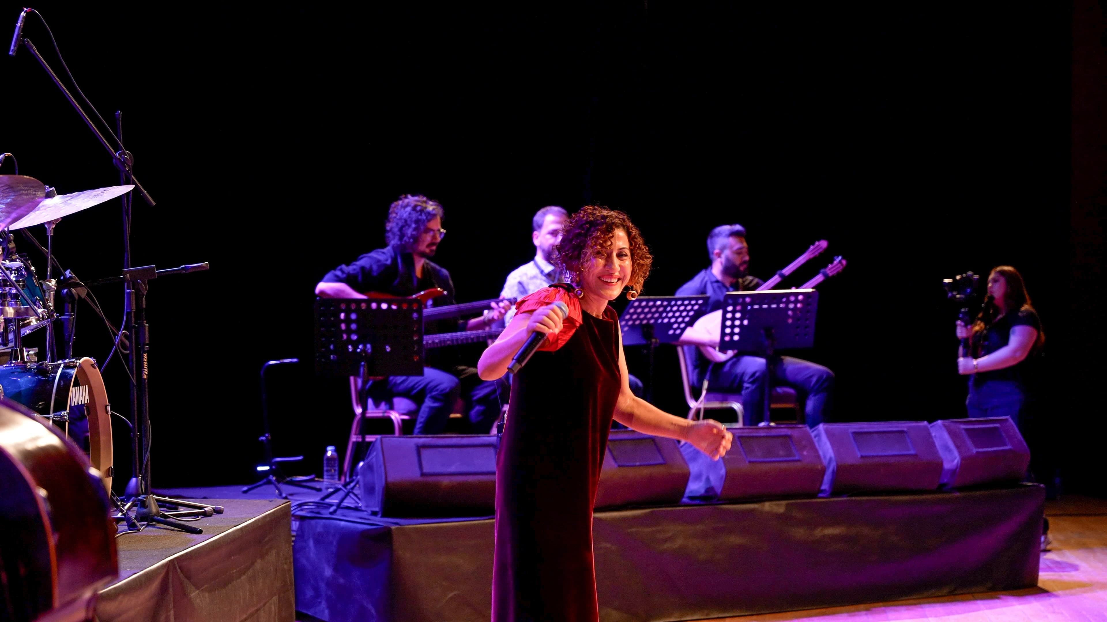 Aynur Doğan